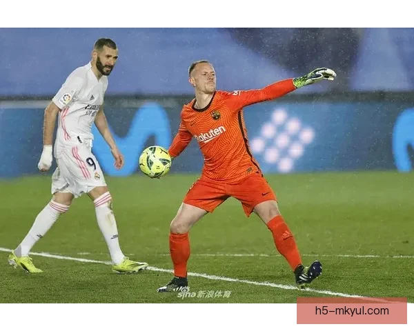 凌晨四点巴萨冲百球双杀皇马梦