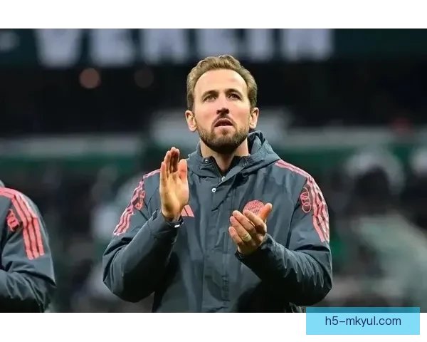 凯恩赛前获赠500球荣誉礼物